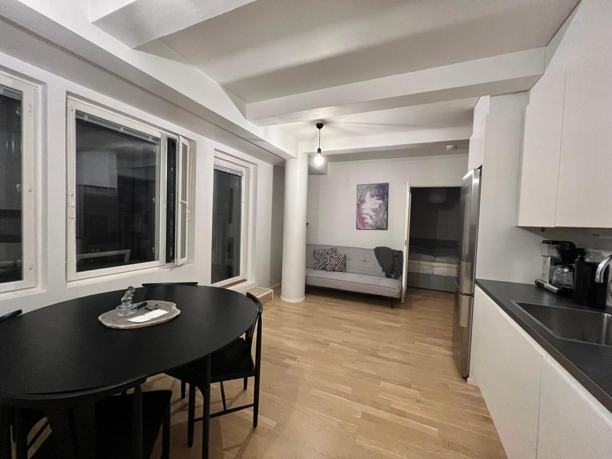 Modern Apartment With Private Terrace Хелзинки Екстериор снимка